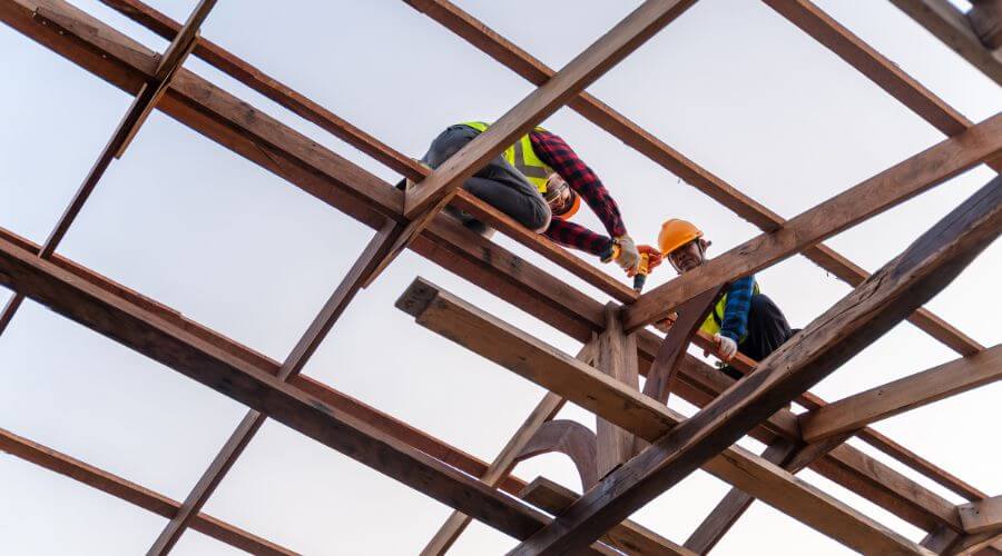 Professional gutter cleaning in Kiowa, KS